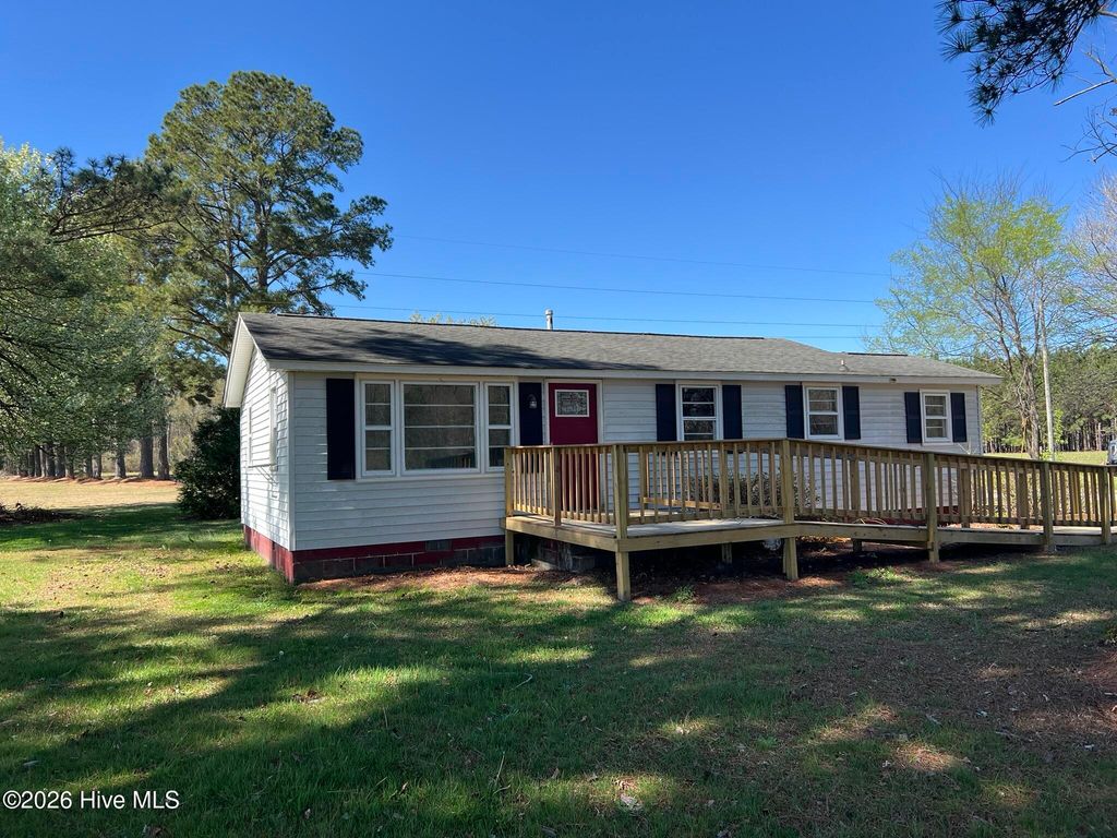 Photo of 7484 131 Highway, Bladenboro, NC 28320 (MLS # 100560143)