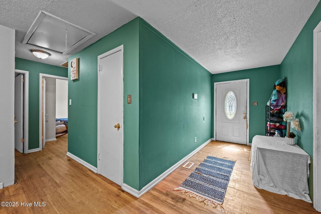 Photo of 610 Vernon Drive, Jacksonville, NC 28540 (MLS # 100536384)