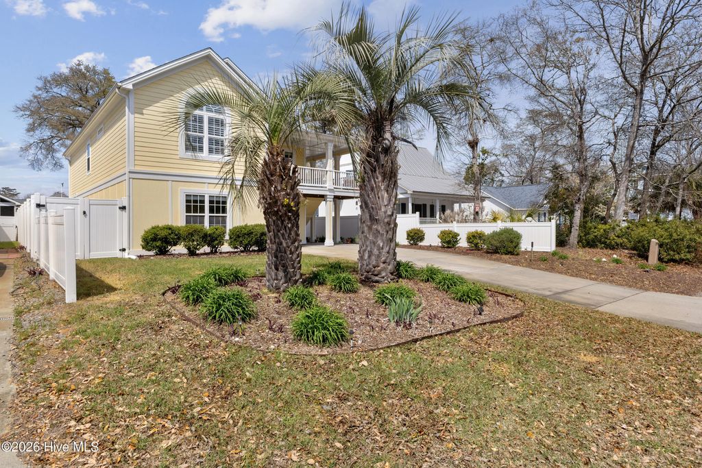 Photo of 329 NE 59th Street, Oak Island, NC 28465 (MLS # 100564508)