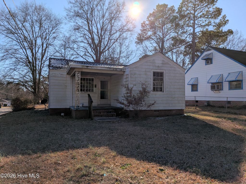 Photo of 701 Jordan Street S, Wilson, NC 27893 (MLS # 100553458)