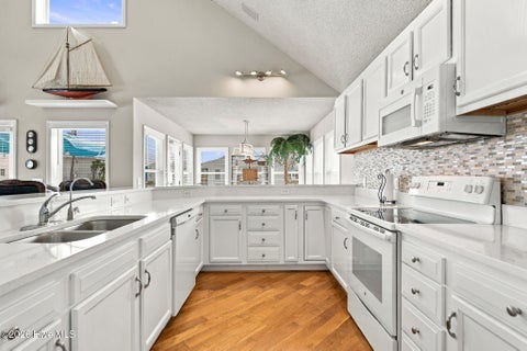 Tiny photo for 720 Fort Fisher Boulevard S, Kure Beach, NC 28449 (MLS # 100604698)