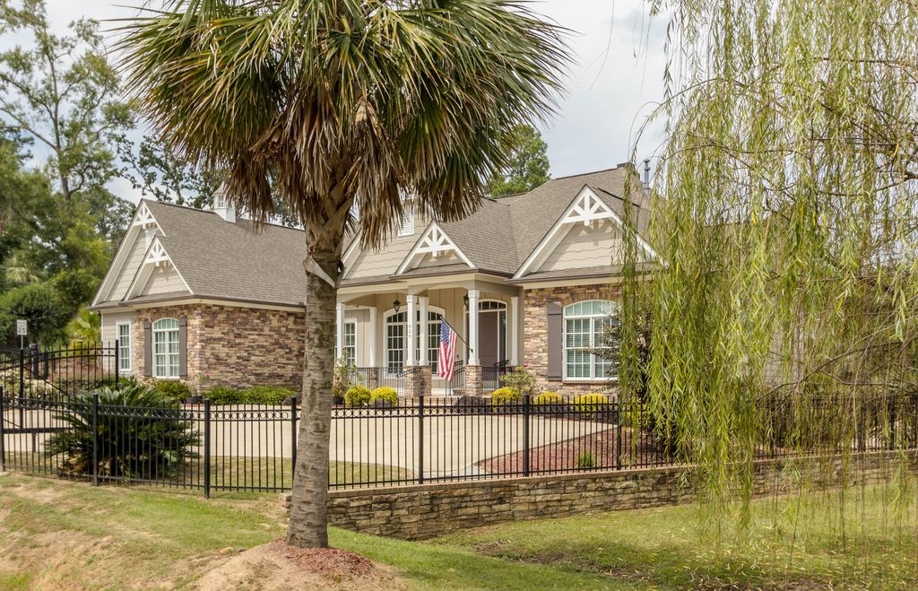 Photo of 828 Dogwood Lane, Augusta, GA 30909 (MLS # 546923)