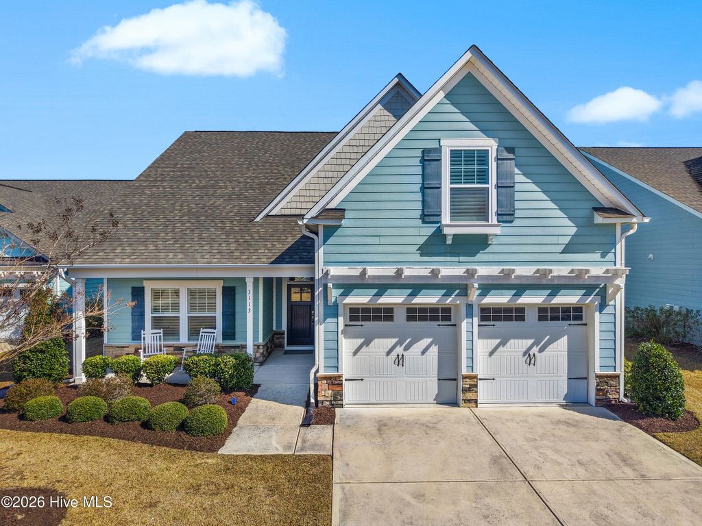 Photo of 3113 Inland Cove Drive, Southport, NC 28461 (MLS # 100559235)