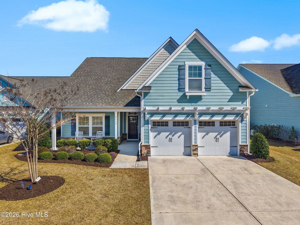 Photo of 3113 Inland Cove Drive, Southport, NC 28461 (MLS # 100559235)