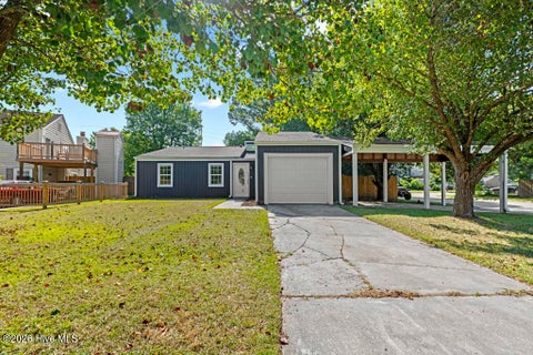 Tiny photo for 200 W Saltwood Place, Jacksonville, NC 28540 (MLS # 100589916)