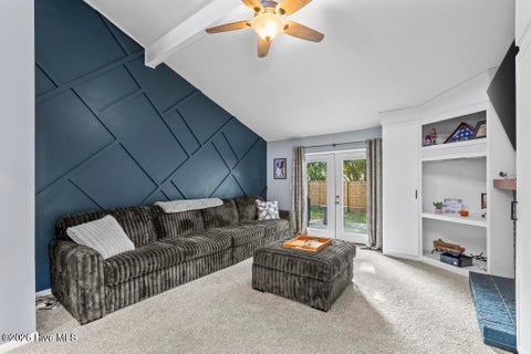 Tiny photo for 200 W Saltwood Place, Jacksonville, NC 28540 (MLS # 100589916)