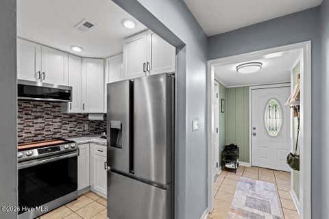 Tiny photo for 200 W Saltwood Place, Jacksonville, NC 28540 (MLS # 100589916)