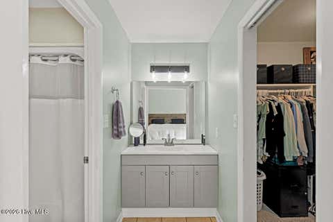 Tiny photo for 200 W Saltwood Place, Jacksonville, NC 28540 (MLS # 100589916)