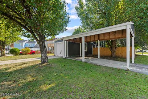 Tiny photo for 200 W Saltwood Place, Jacksonville, NC 28540 (MLS # 100589916)