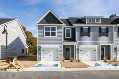 Townhouse For Sale - 232 Cline Way #129<br/> Beaufort, NC 28516