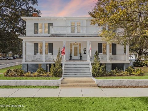 301 E Bay Street Southport NC 28461