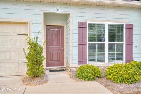 Photo of 315 Bordeaux Drive, Thomson, GA 30824 (MLS # 100605985)