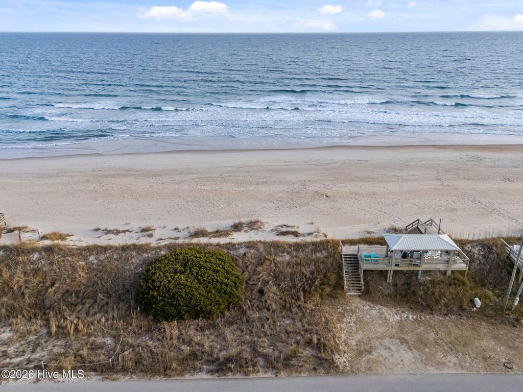 Photo of 6 N Shore Drive, Surf City, NC 28445 (MLS # 100550003)