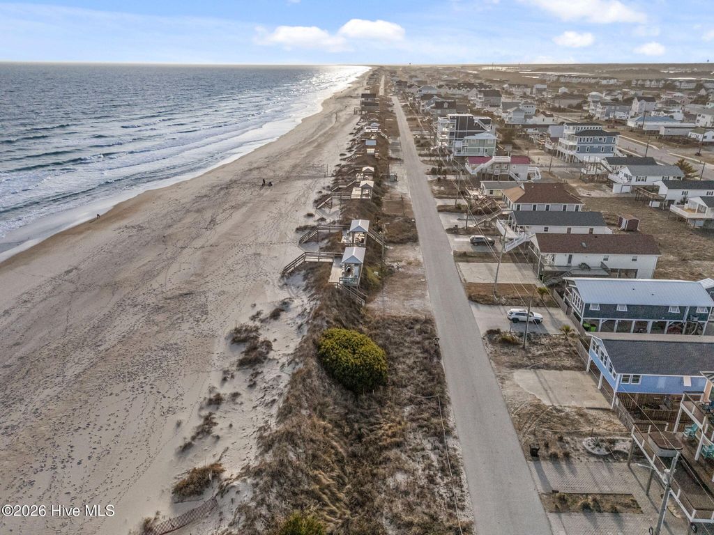 Photo of 6 N Shore Drive, Surf City, NC 28445 (MLS # 100550003)