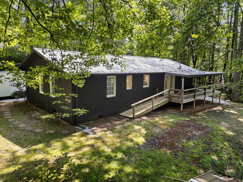 123 Quarry Road
