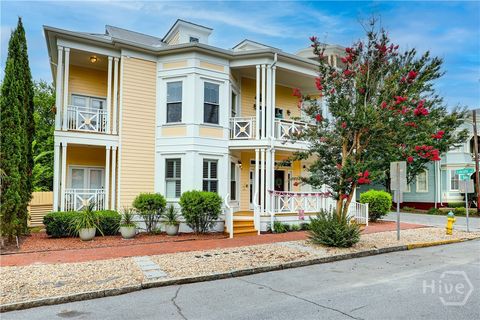 Condo For Sale - 305 E Bolton Street #201<br/> Savannah, GA 31401