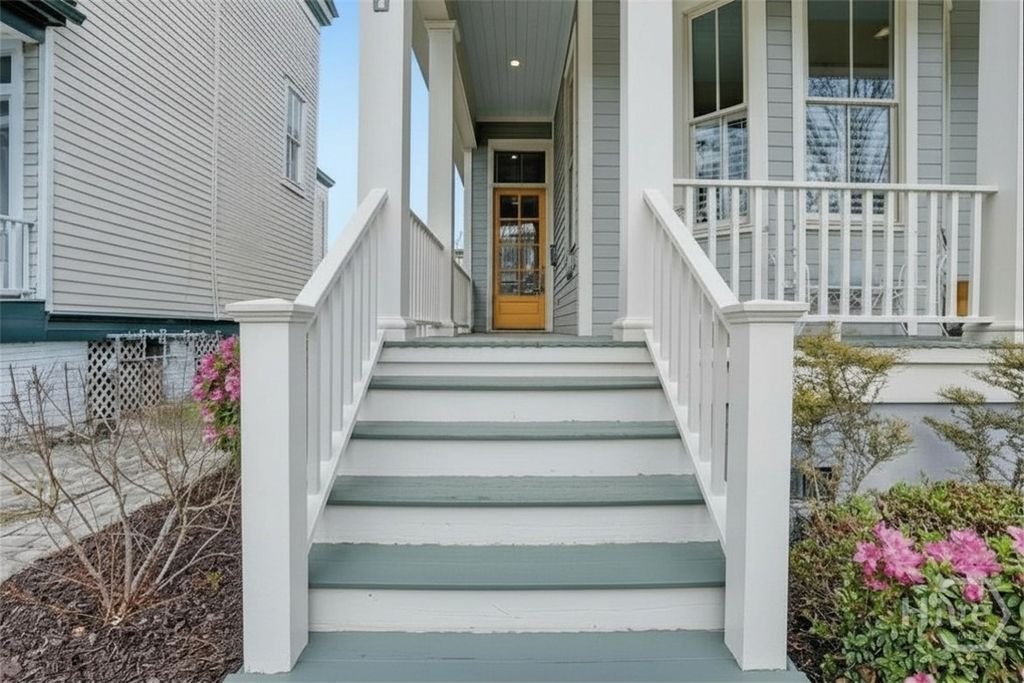 Photo of 406 E Park Avenue, Savannah, GA 31401 (MLS # SA350907)