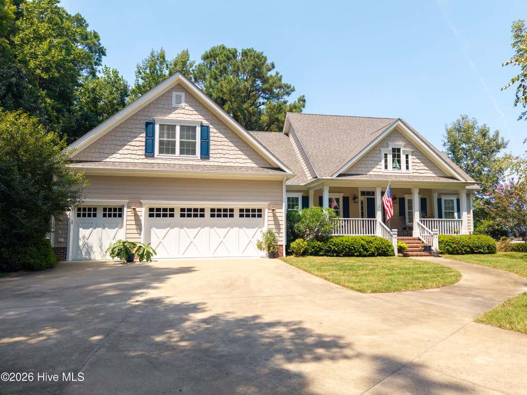 Photo of 105 Elk Creek Court, Hertford, NC 27944 (MLS # 100596911)