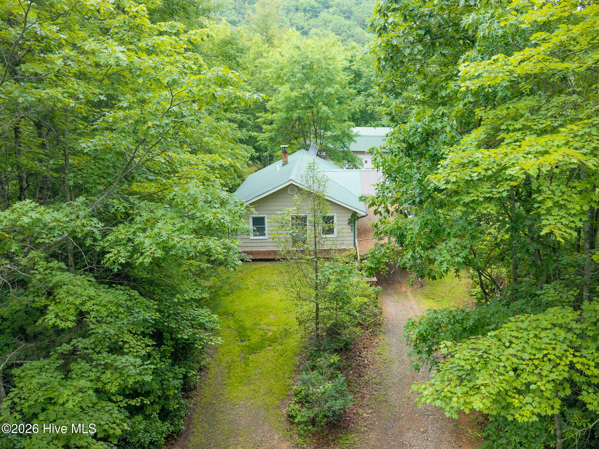 623 Denton Road - Photo 2