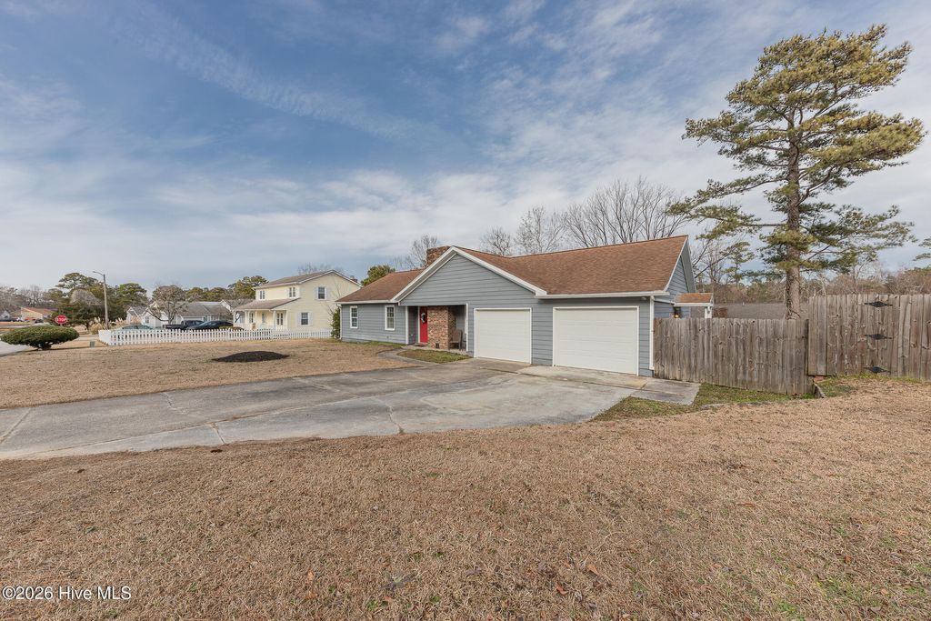 Photo of 2206 Bridle Trail, Midway Park, NC 28544 (MLS # 100554148)