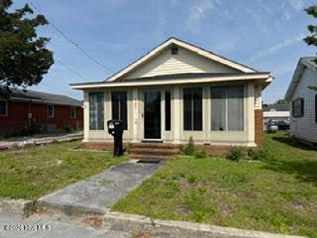 Photo of 407 Craven Street, Beaufort, NC (MLS # 100573055)
