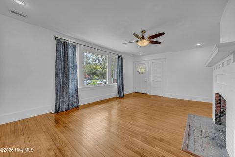 Tiny photo for 1321 Chestnut Street, Wilmington, NC 28401 (MLS # 100565341)
