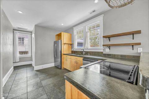 Tiny photo for 1321 Chestnut Street, Wilmington, NC 28401 (MLS # 100565341)