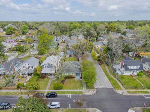 Tiny photo for 1321 Chestnut Street, Wilmington, NC 28401 (MLS # 100565341)