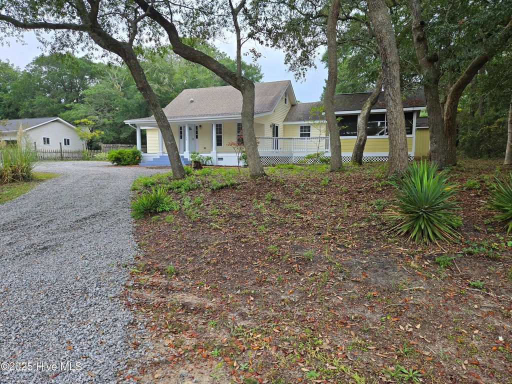 Photo of 108 NW 29th Street, Oak Island, NC 28465 (MLS # 100515608)