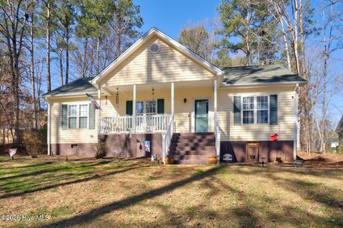 Photo of 103 Pueblo Drive, Louisburg, NC 27549 (MLS # 100550242)