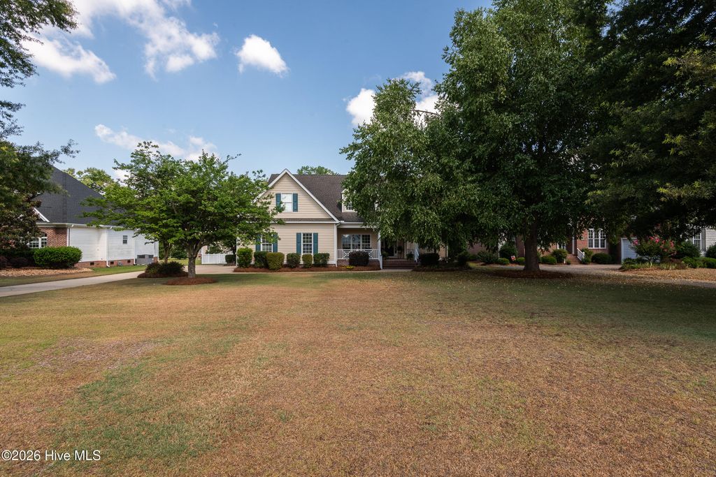 Photo of 1116 Oak Hill Drive, Greenville, NC 27858 (MLS # 100582851)