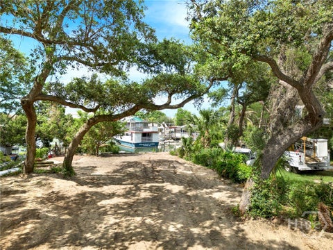 Vacant Land For Sale - 32 Estill Hammock Parkway<br/> Tybee Island, GA 31328