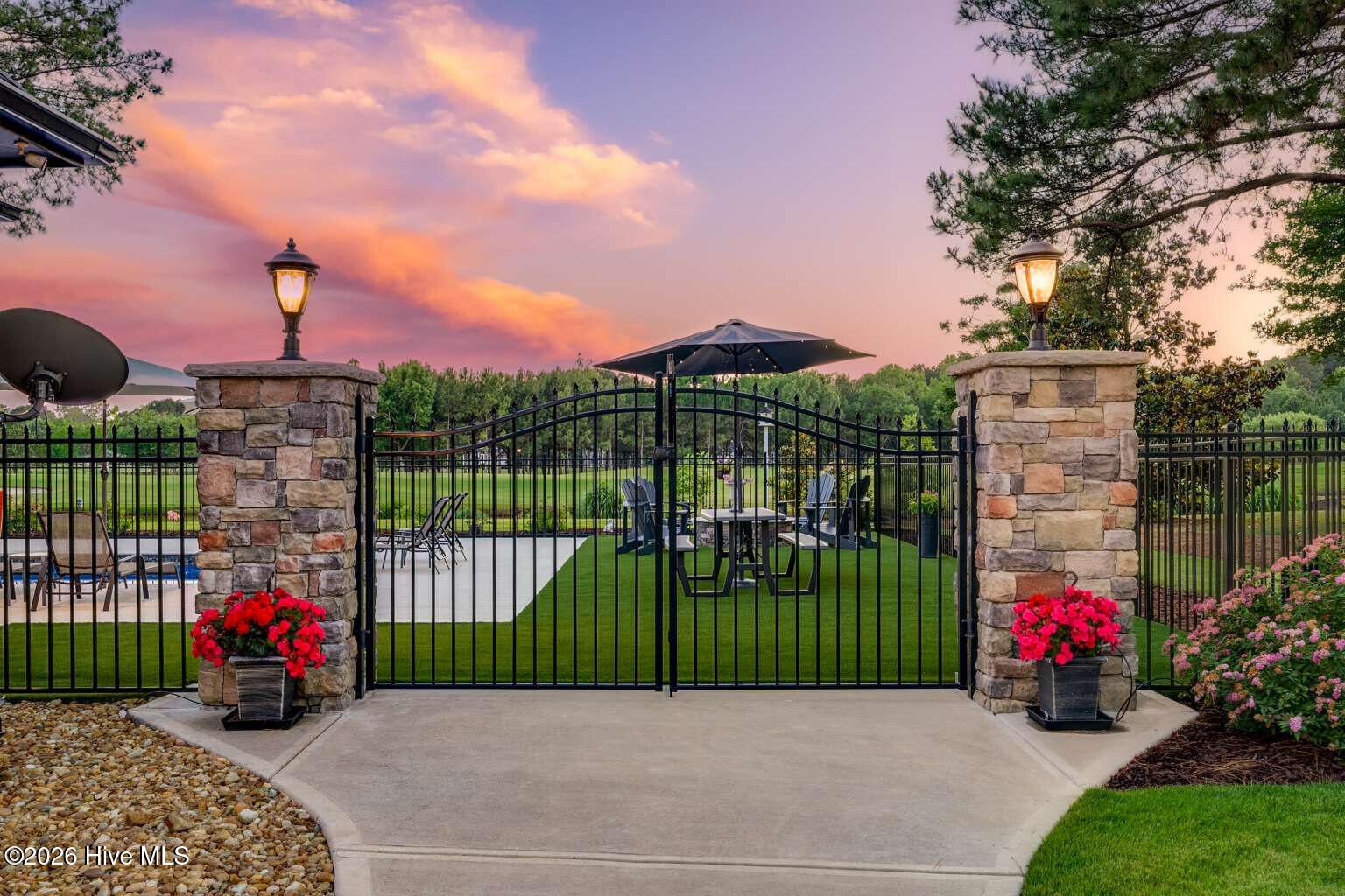 127 Legacy Lakes Drive