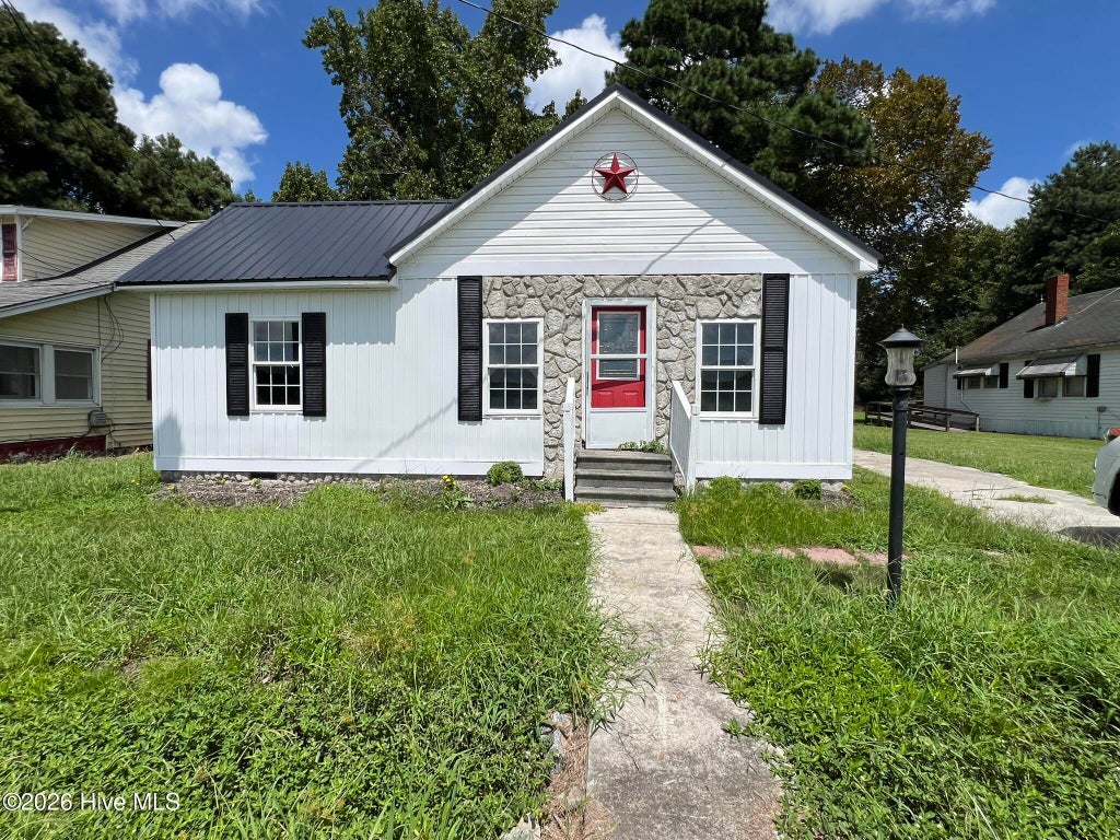 Photo of 195 Wiggins Road, Hertford, NC 27944 (MLS # 100595039)