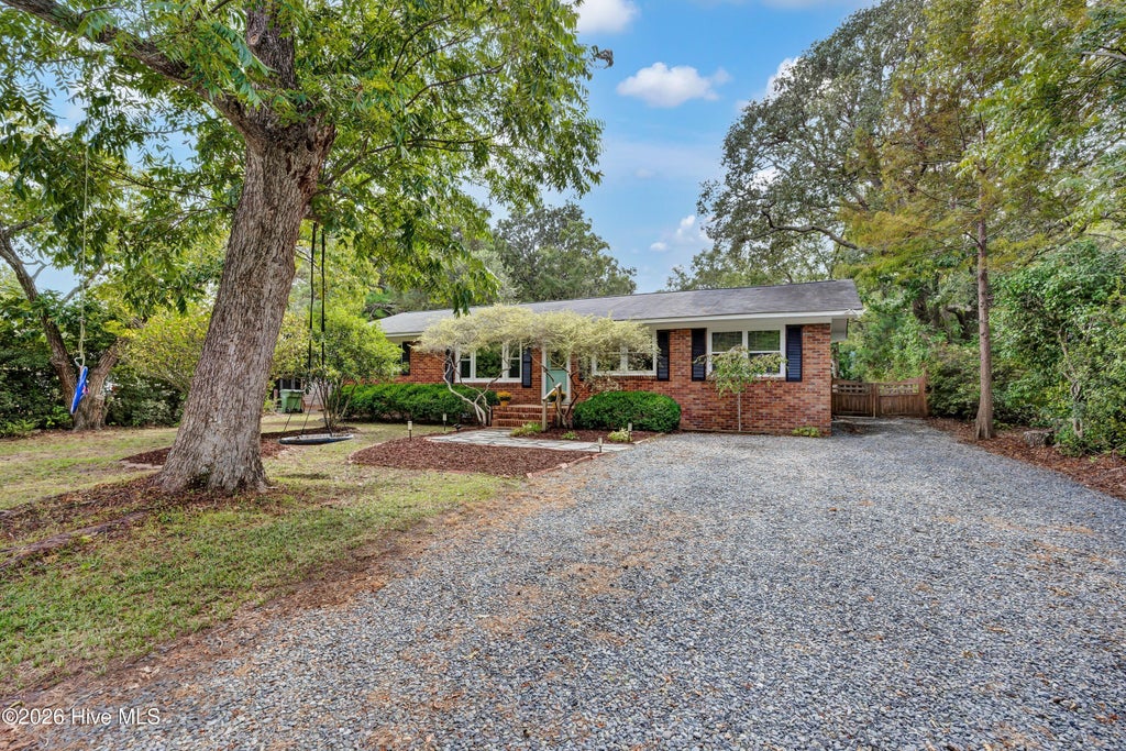Photo of 116 Shorewood Hills Drive, Wilmington, NC 28409 (MLS # 100609374)