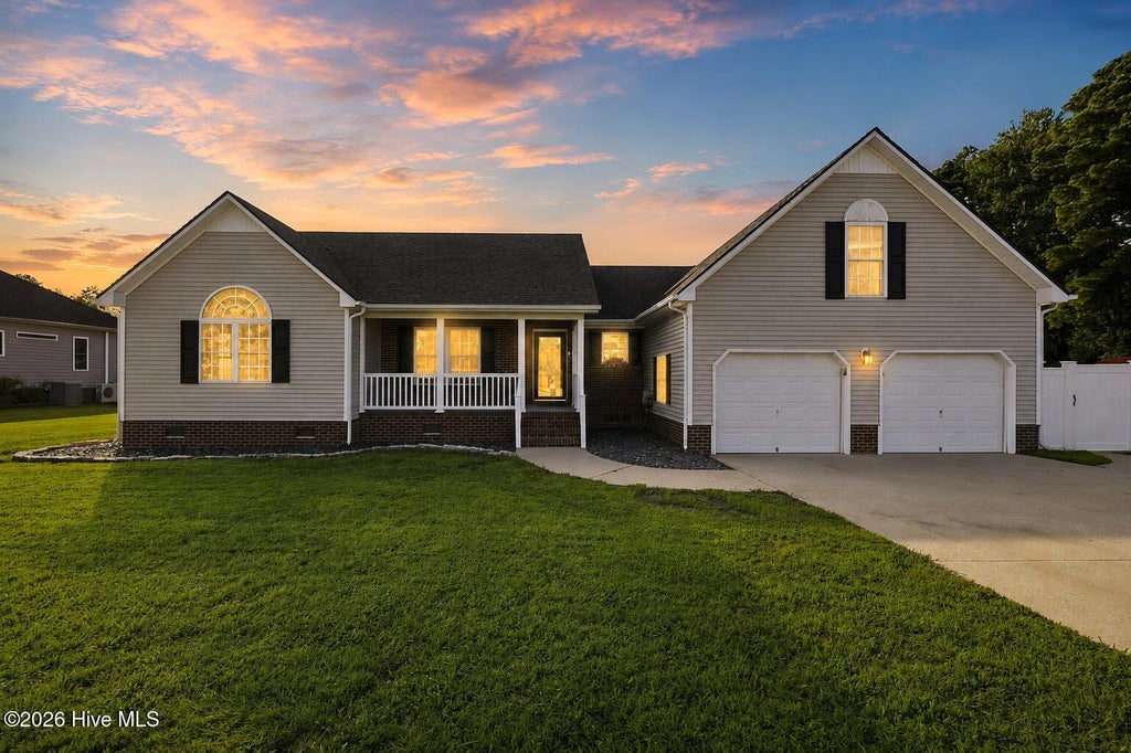 Photo of 506 Planters Run, Elizabeth City, NC 27909 (MLS # 100598942)
