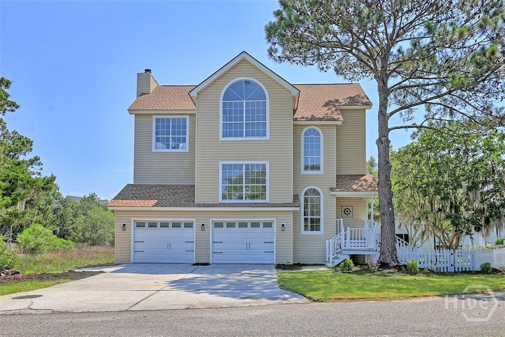 Photo of 98 Picket Row, Savannah, GA 31410 (MLS # SA346822)