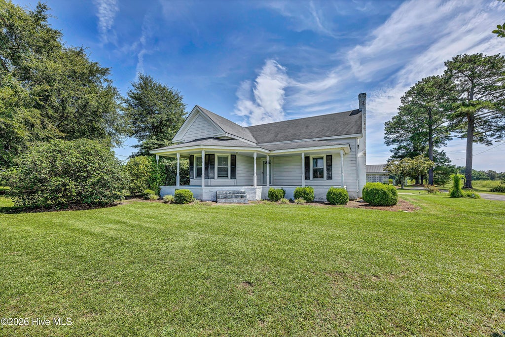 Photo of 4027 S Nc Hwy 11 Hwy, Wallace, NC 28466 (MLS # 100611459)