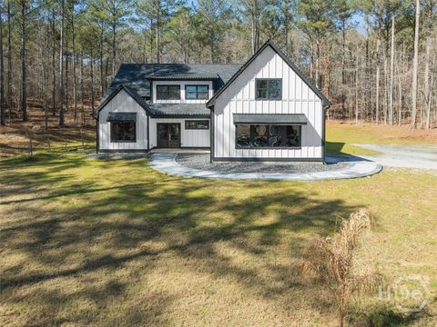 Homes For Sale - 247 Parks Mill Road<br/> Putnam County, Buckhead, GA 30625