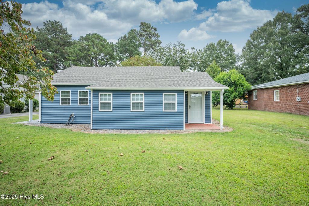 Photo of 108 Whitehurst Street, Elizabeth City, NC 27909 (MLS # 100529794)