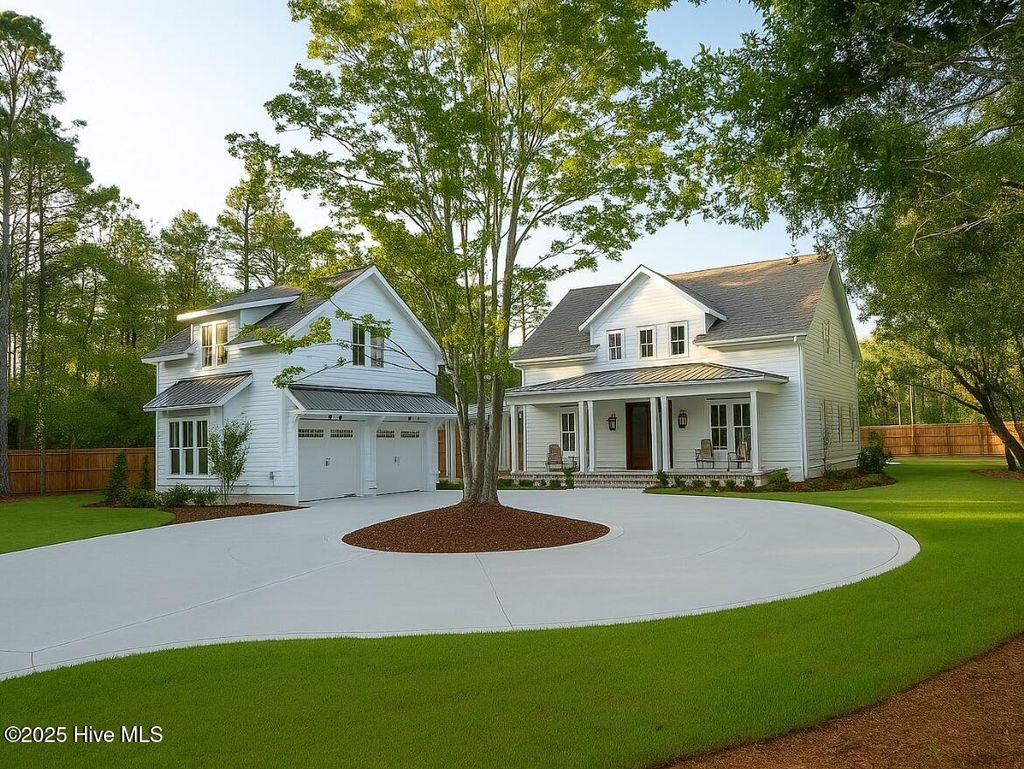 Photo of 243 Pages Creek Drive, Wilmington, NC 28411 (MLS # 100514909)