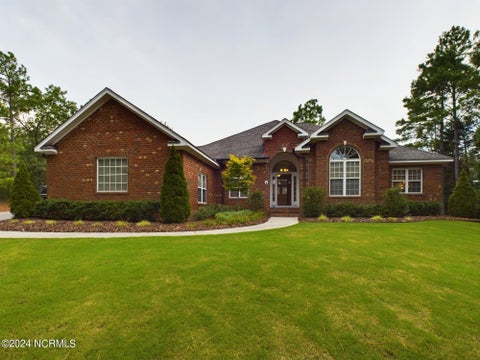 Homes For Rent - 4 Mcqueen Place<br/> Pinehurst, NC 28374