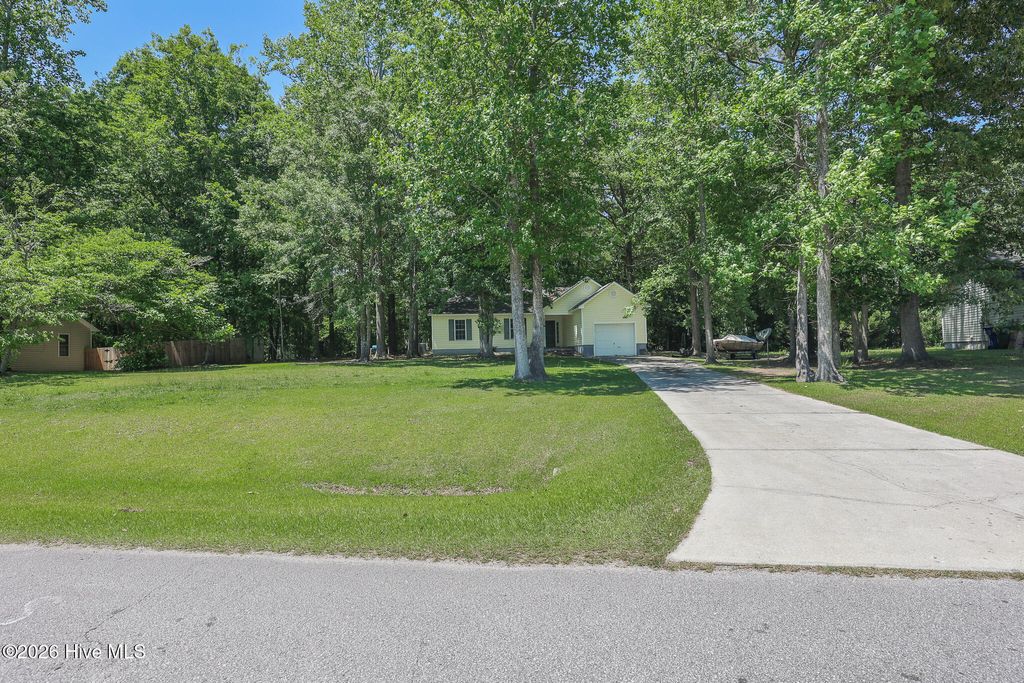Photo of 116 Live Oak Drive, Jacksonville, NC 28540 (MLS # 100575622)