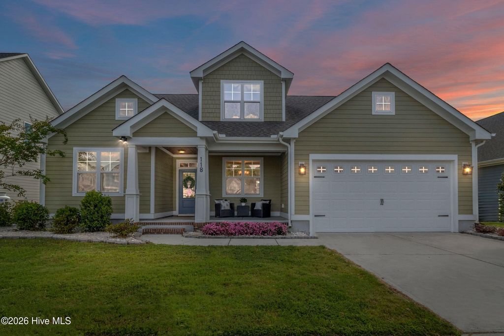 Photo of 118 Sailor Sky Way, Hampstead, NC 28443 (MLS # 100528109)