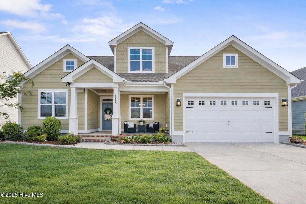 Photo of 118 Sailor Sky Way, Hampstead, NC 28443 (MLS # 100528109)