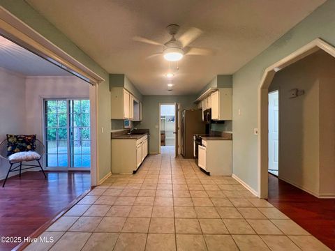 Tiny photo for 318 Buccaneer Road, Wilmington, NC 28409 (MLS # 100521049)