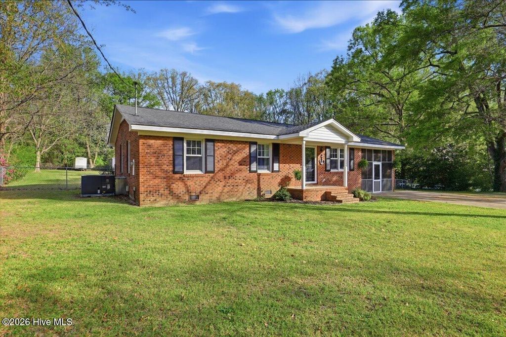 Photo of 102 Angel Place, Goldsboro, NC 27530 (MLS # 100565293)