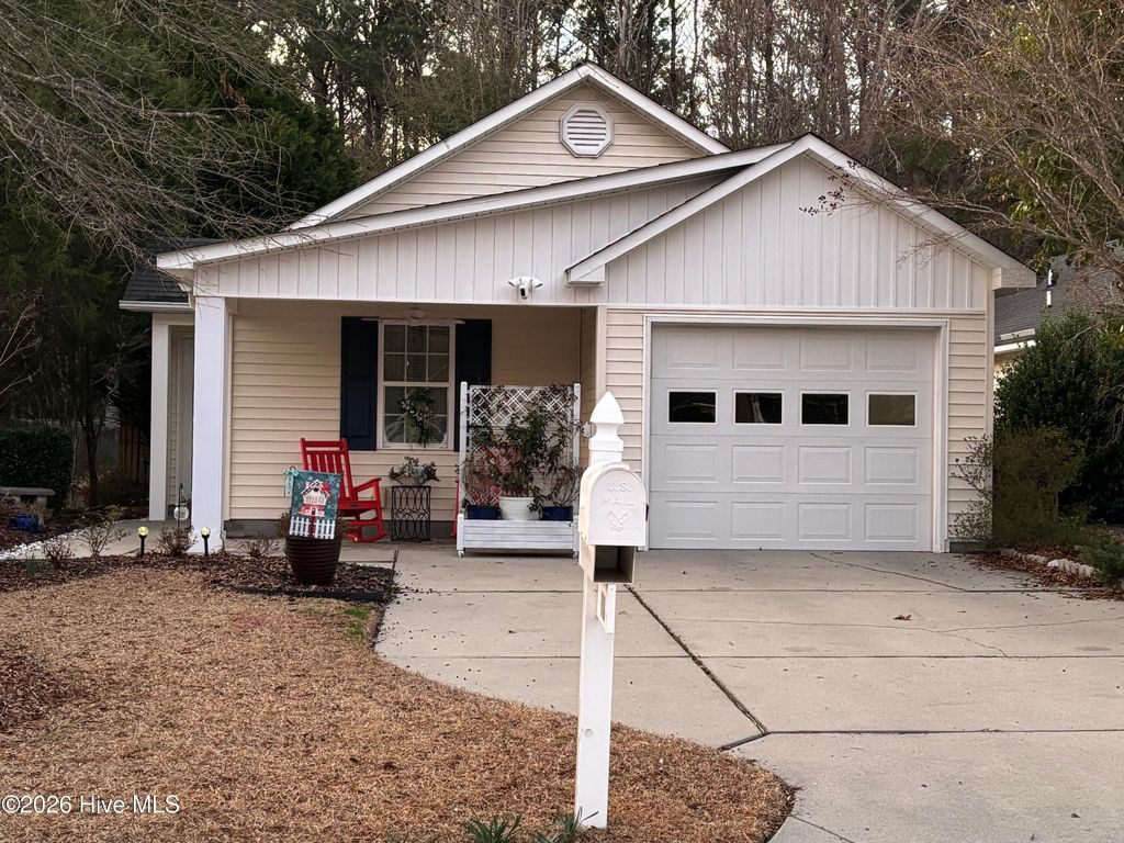 Photo of 918 Dickinson Court, New Bern, NC 28562 (MLS # 100556174)