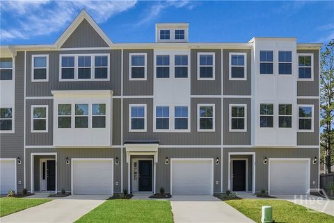 Townhouse For Sale - 35 Towne Park Court<br/> Rincon, GA 31326
