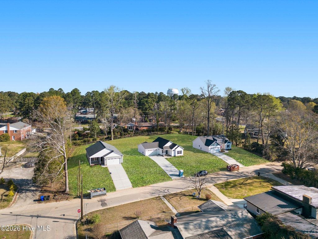 Photo of 1709 Elizabeth Drive, Kinston, NC 28504 (MLS # 100553254)